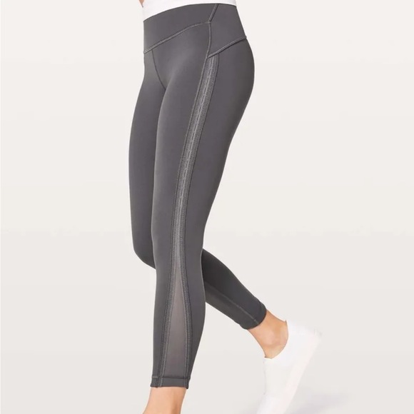 Lululemon Wunder Under High-Rise 7/8 Tight (Awaken) 25"
Dark Shadow Grey - Picture 3 of 12